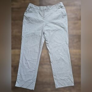 Dana Buchman Cream and White Patterned Pants